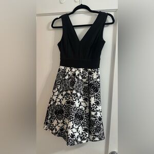 Haute Monde Elegant Black and White Patterned Midi Dress